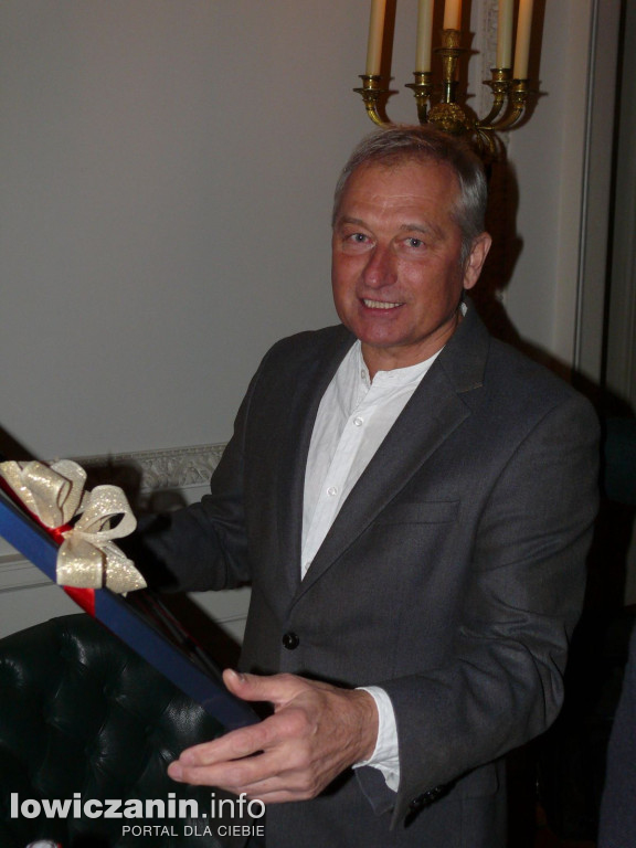 Gala Łowiczanin Roku 2023. Tytuł otrzymał Wojciech Pietrzak