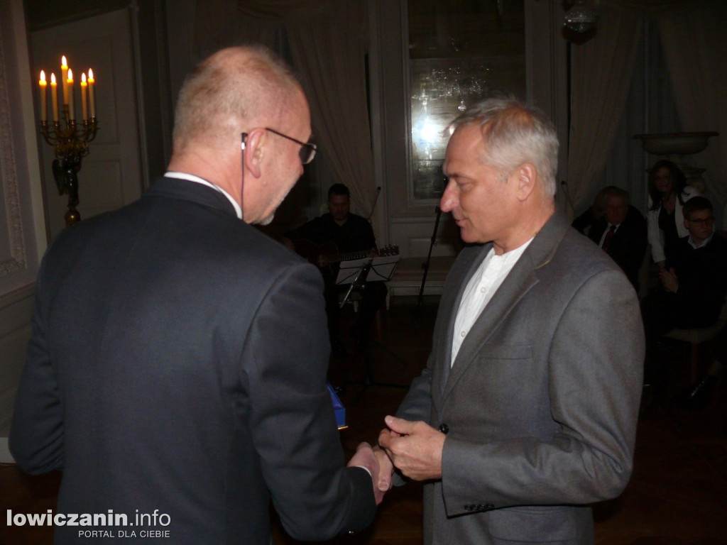 Gala Łowiczanin Roku 2023. Tytuł otrzymał Wojciech Pietrzak