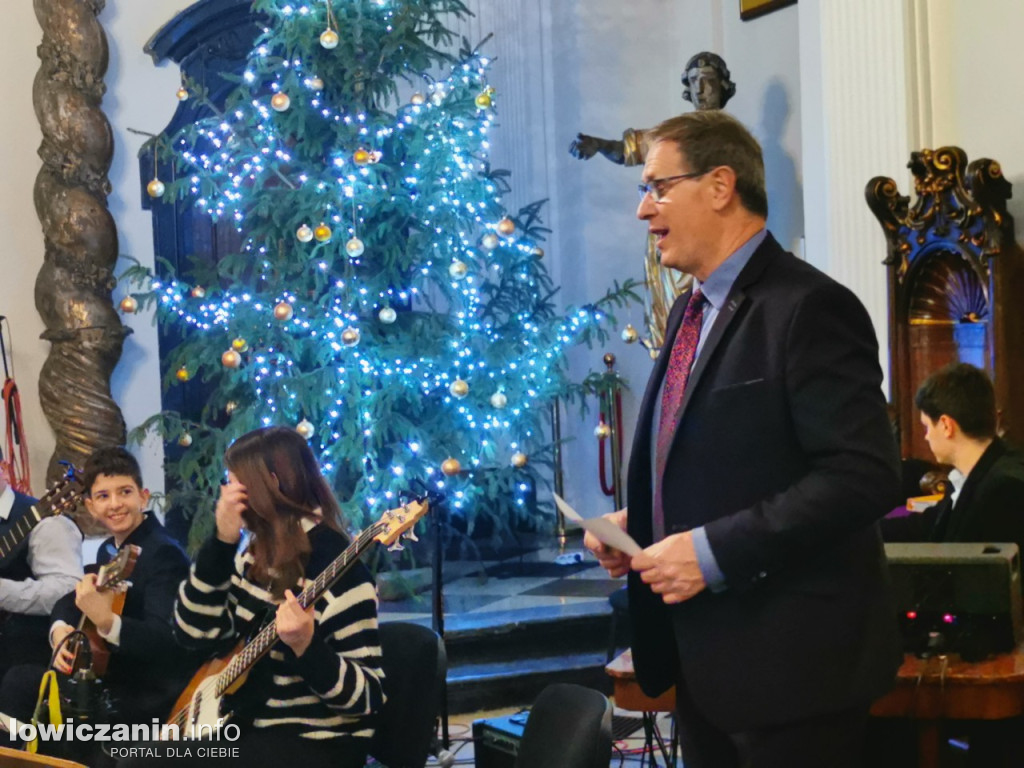 Muzeum w Łowiczu. Koncert Orkiestry Gitarowej