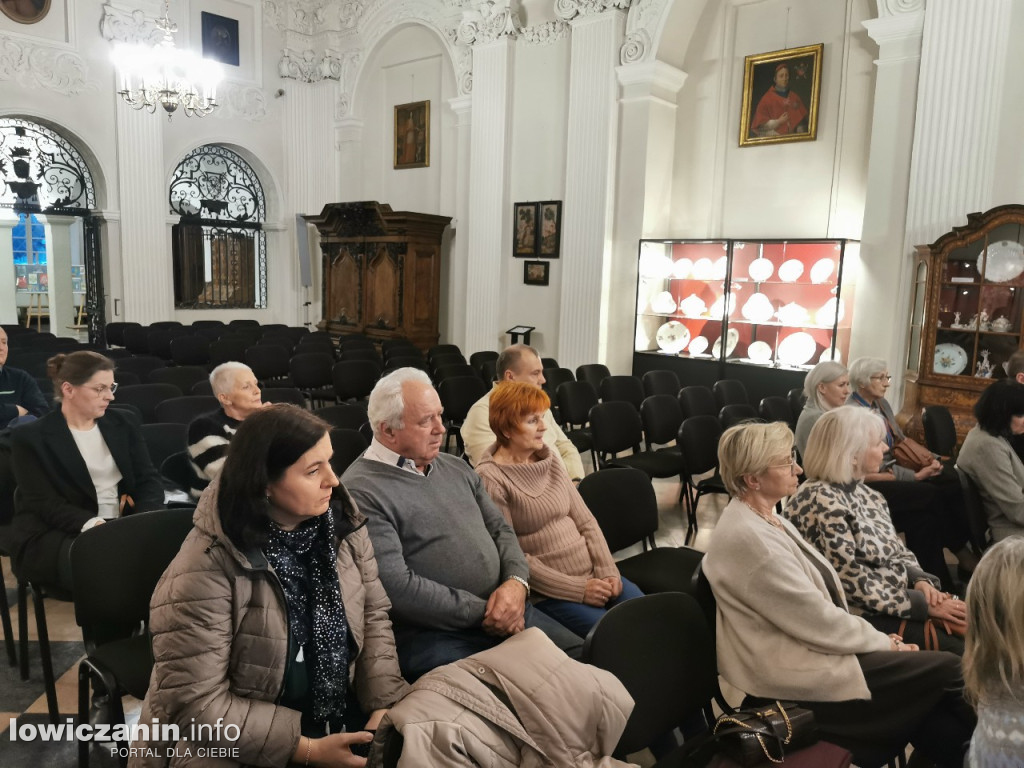 Muzeum w Łowiczu. Koncert Orkiestry Gitarowej