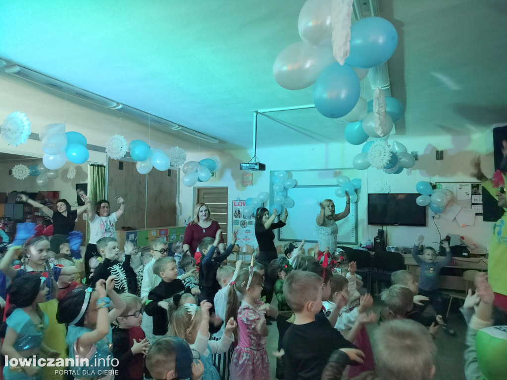 Bal karnawałowy w przedszkolu Jaś i Małgosia w Łowiczu