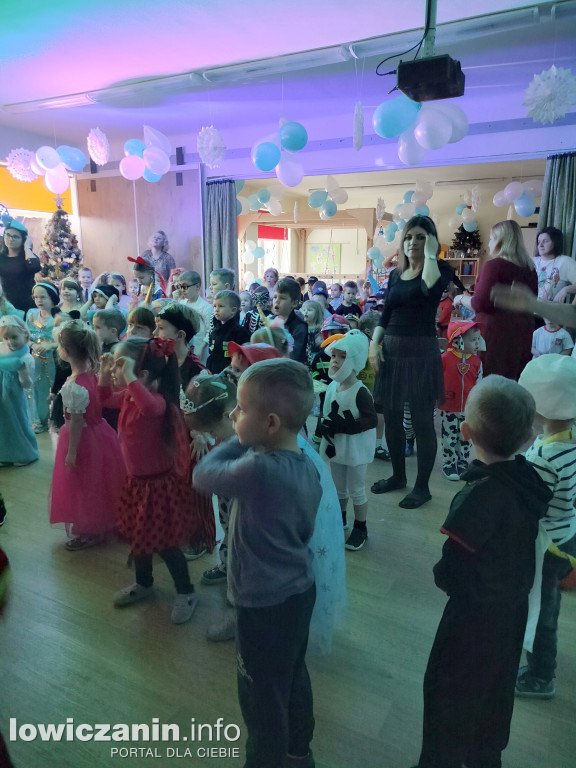 Bal karnawałowy w przedszkolu Jaś i Małgosia w Łowiczu
