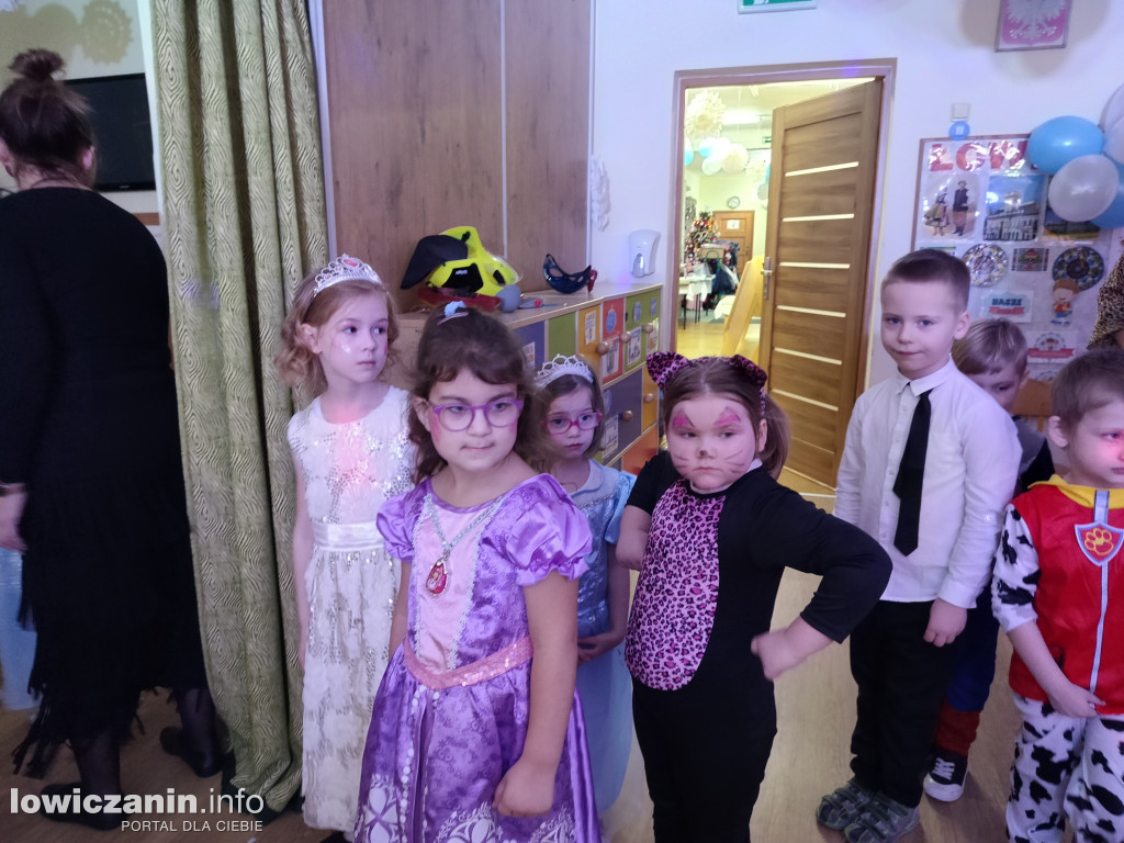 Bal karnawałowy w przedszkolu Jaś i Małgosia w Łowiczu