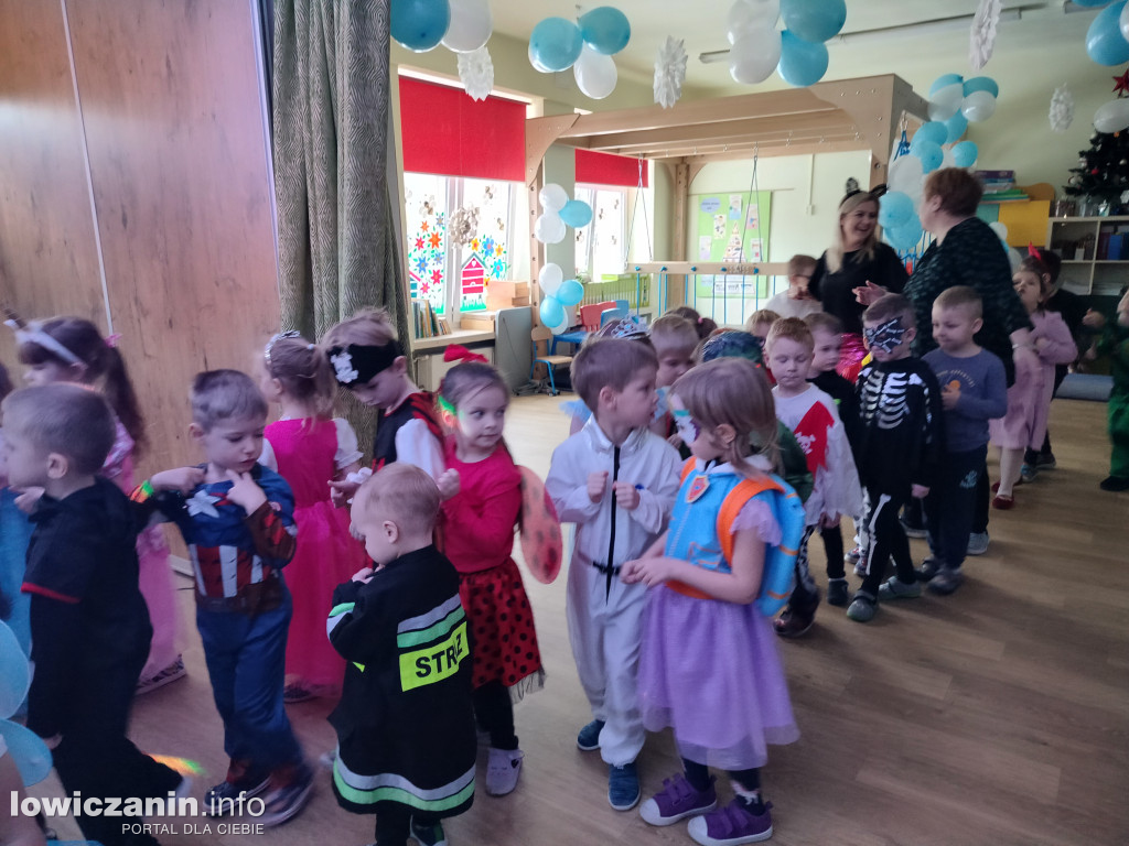 Bal karnawałowy w przedszkolu Jaś i Małgosia w Łowiczu