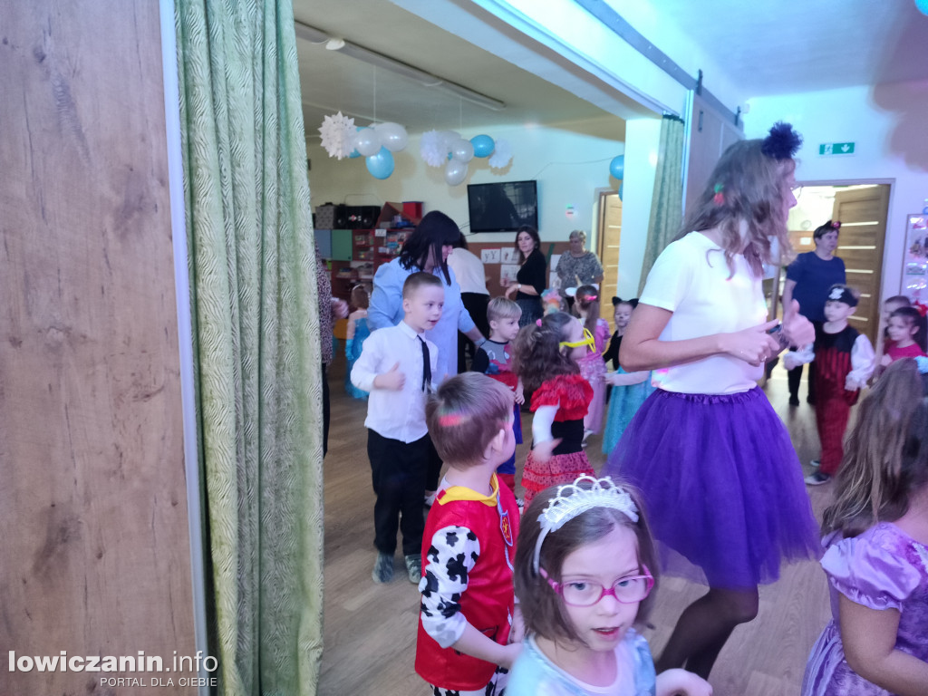 Bal karnawałowy w przedszkolu Jaś i Małgosia w Łowiczu
