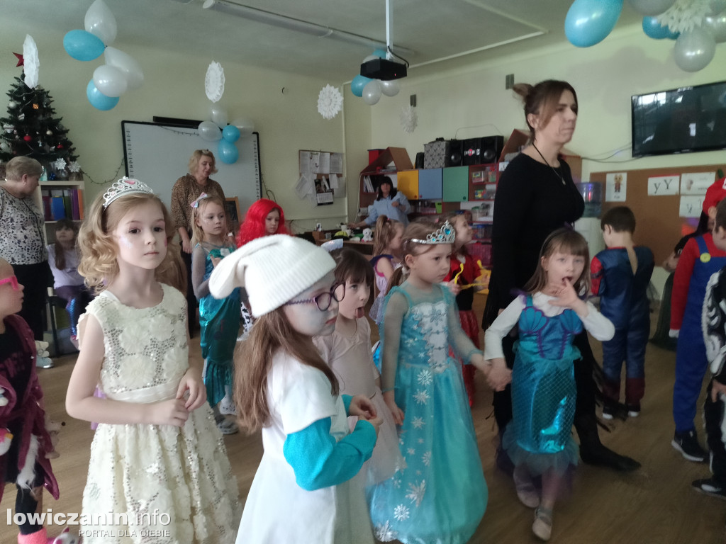 Bal karnawałowy w przedszkolu Jaś i Małgosia w Łowiczu
