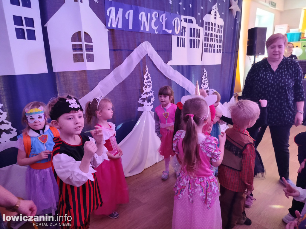 Bal karnawałowy w przedszkolu Jaś i Małgosia w Łowiczu