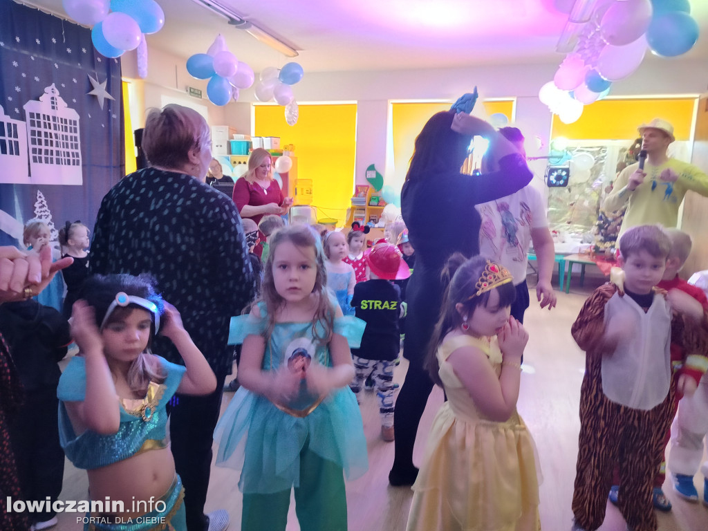Bal karnawałowy w przedszkolu Jaś i Małgosia w Łowiczu