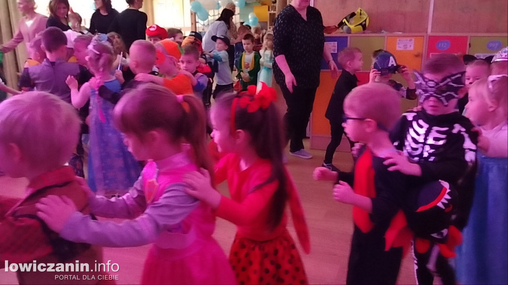 Bal karnawałowy w przedszkolu Jaś i Małgosia w Łowiczu