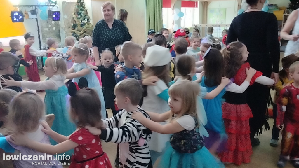 Bal karnawałowy w przedszkolu Jaś i Małgosia w Łowiczu