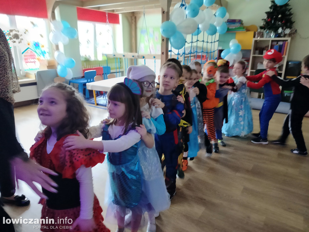 Bal karnawałowy w przedszkolu Jaś i Małgosia w Łowiczu