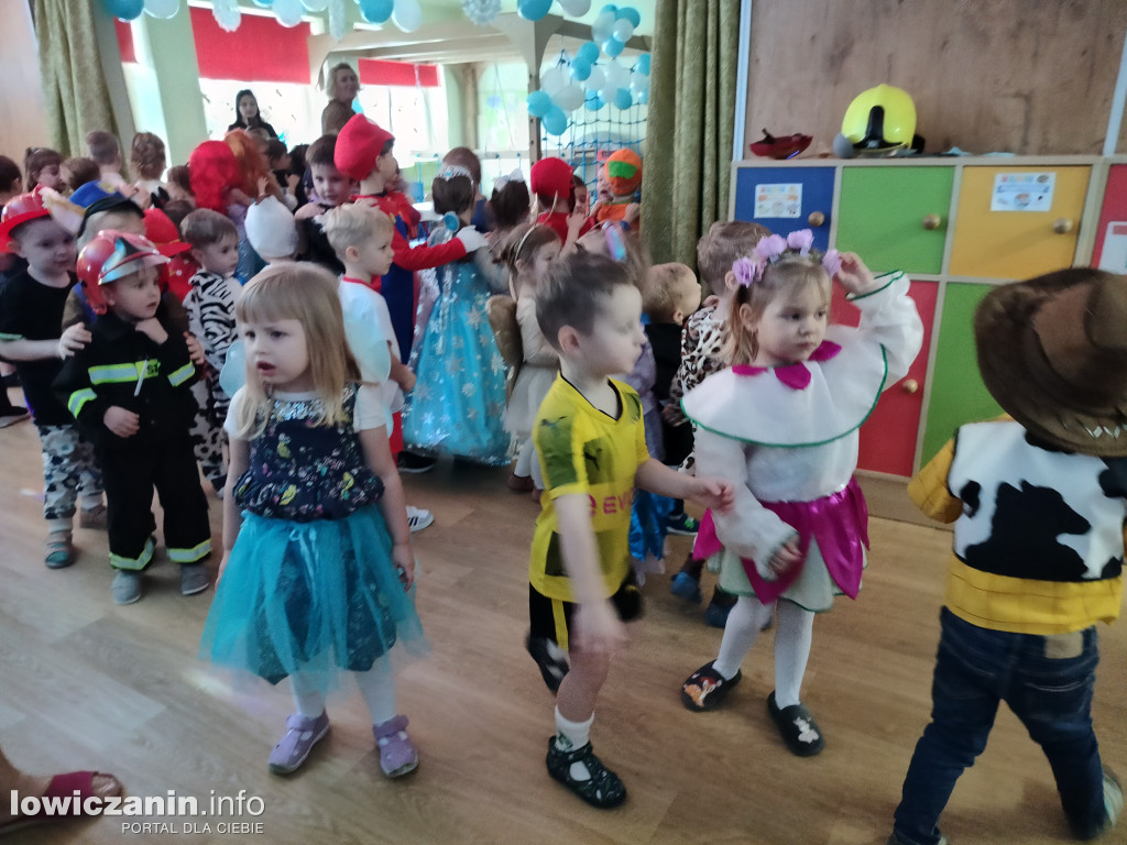 Bal karnawałowy w przedszkolu Jaś i Małgosia w Łowiczu