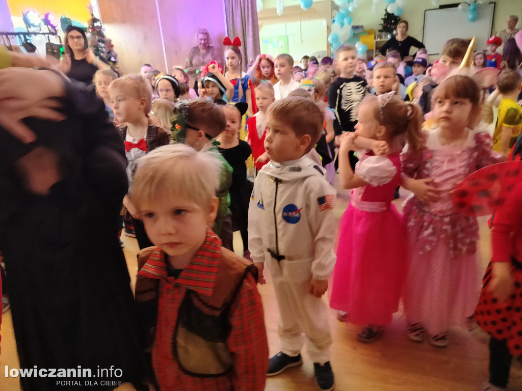 Bal karnawałowy w przedszkolu Jaś i Małgosia w Łowiczu