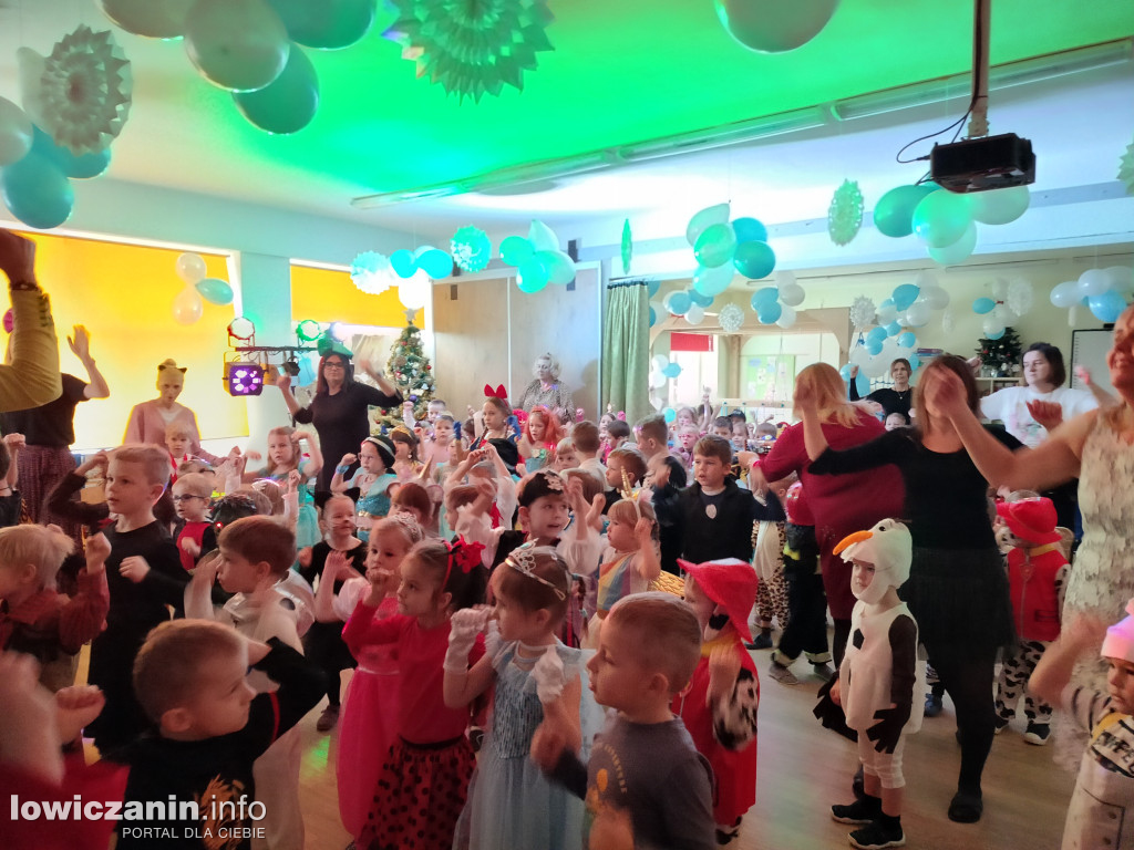 Bal karnawałowy w przedszkolu Jaś i Małgosia w Łowiczu