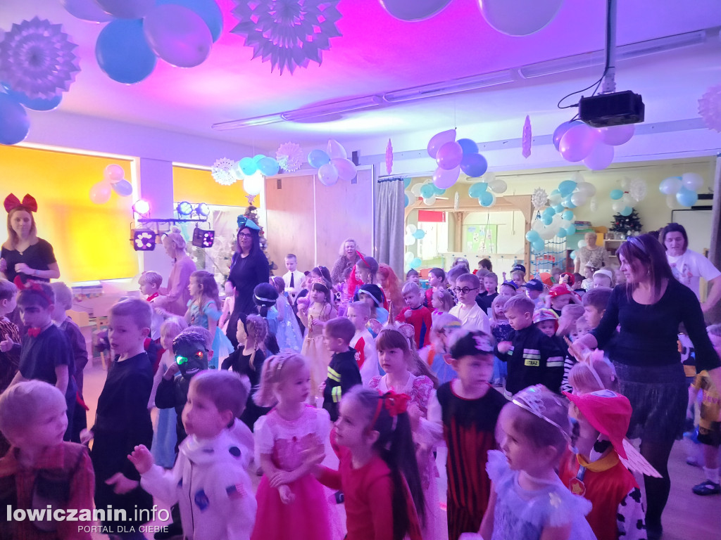 Bal karnawałowy w przedszkolu Jaś i Małgosia w Łowiczu