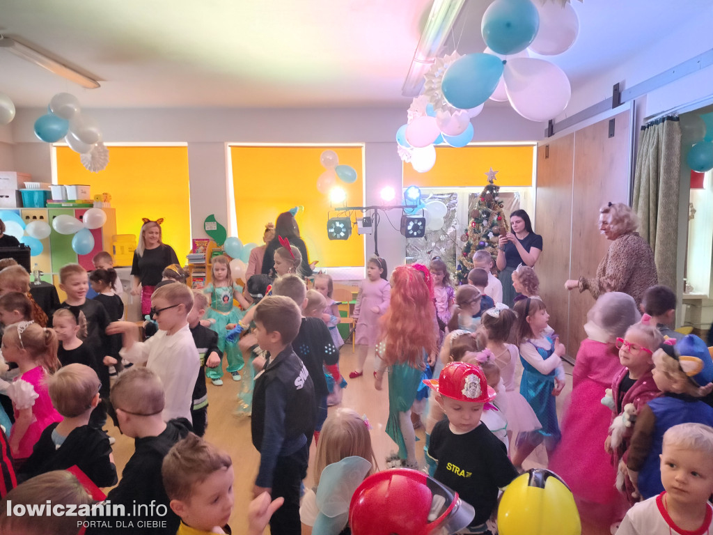 Bal karnawałowy w przedszkolu Jaś i Małgosia w Łowiczu