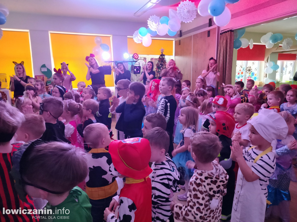 Bal karnawałowy w przedszkolu Jaś i Małgosia w Łowiczu