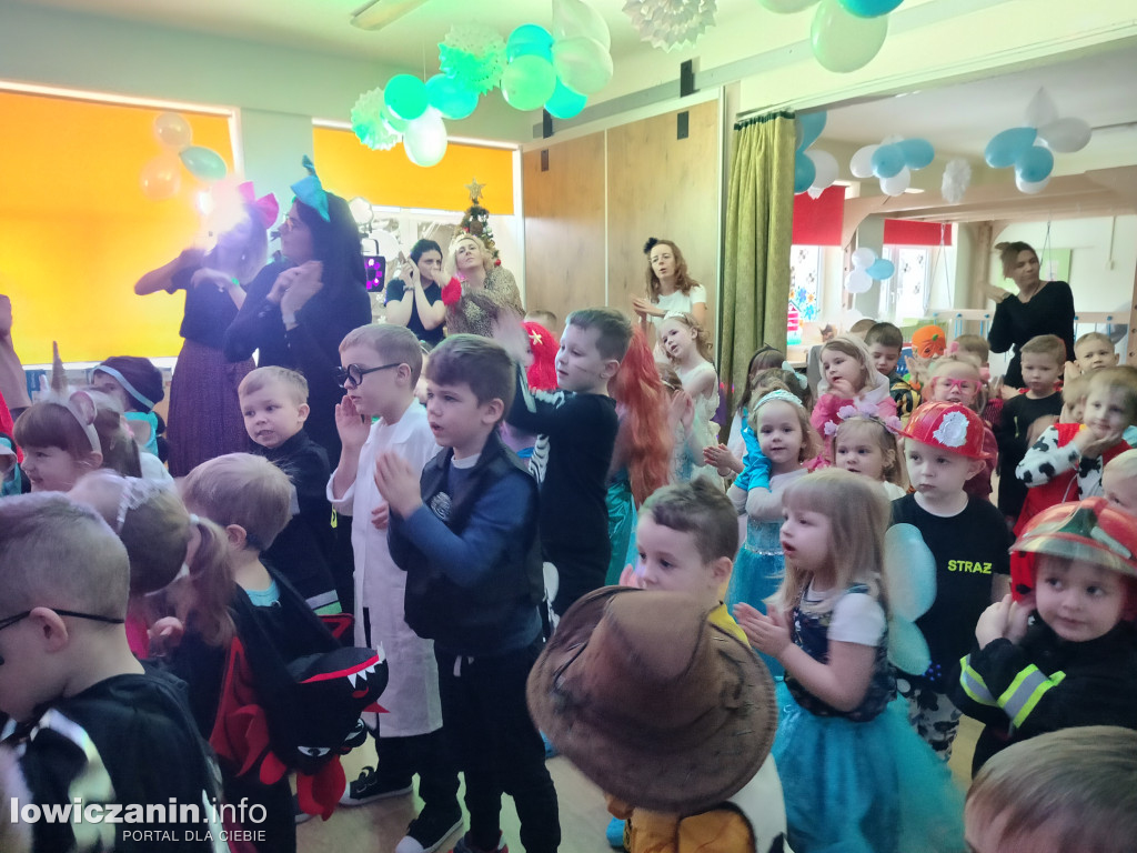 Bal karnawałowy w przedszkolu Jaś i Małgosia w Łowiczu