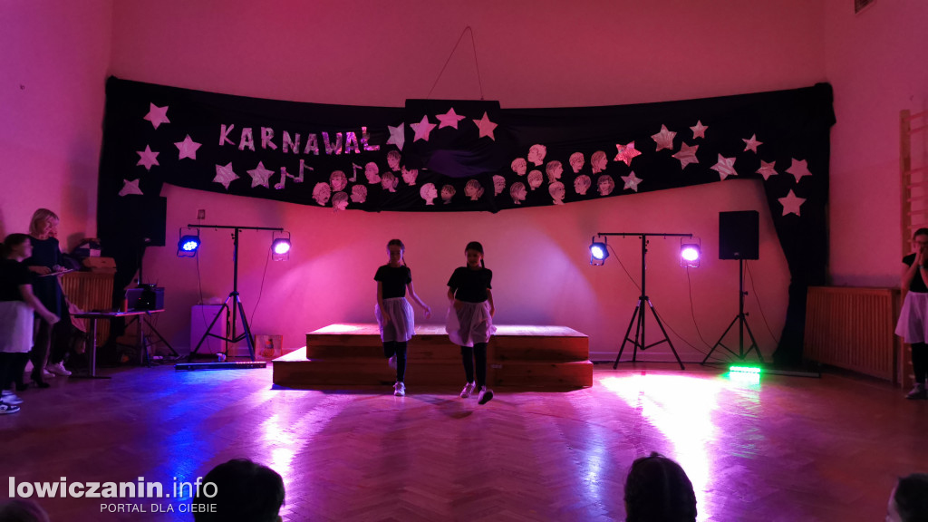 Karnawałowy Dzień Tańca w Szkole Podstawowej nr 1