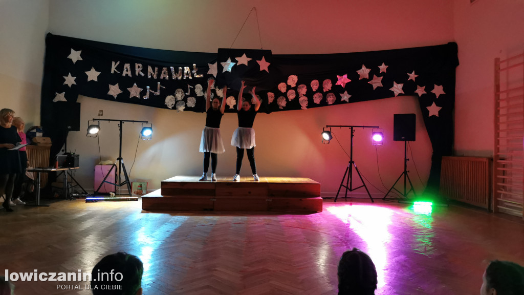 Karnawałowy Dzień Tańca w Szkole Podstawowej nr 1