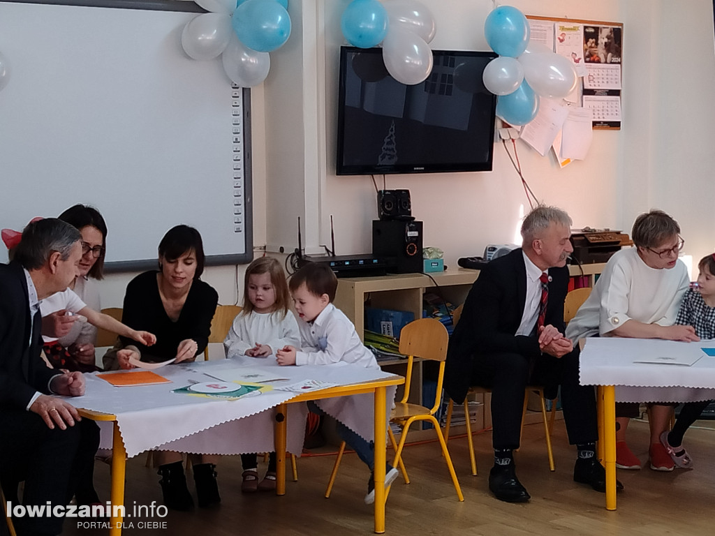 Świętowanie w przedszkolu Jaś i Małgosia w Łowiczu
