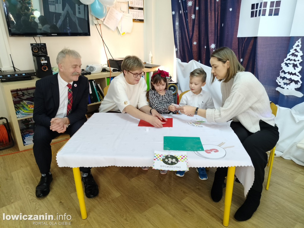 Świętowanie w przedszkolu Jaś i Małgosia w Łowiczu