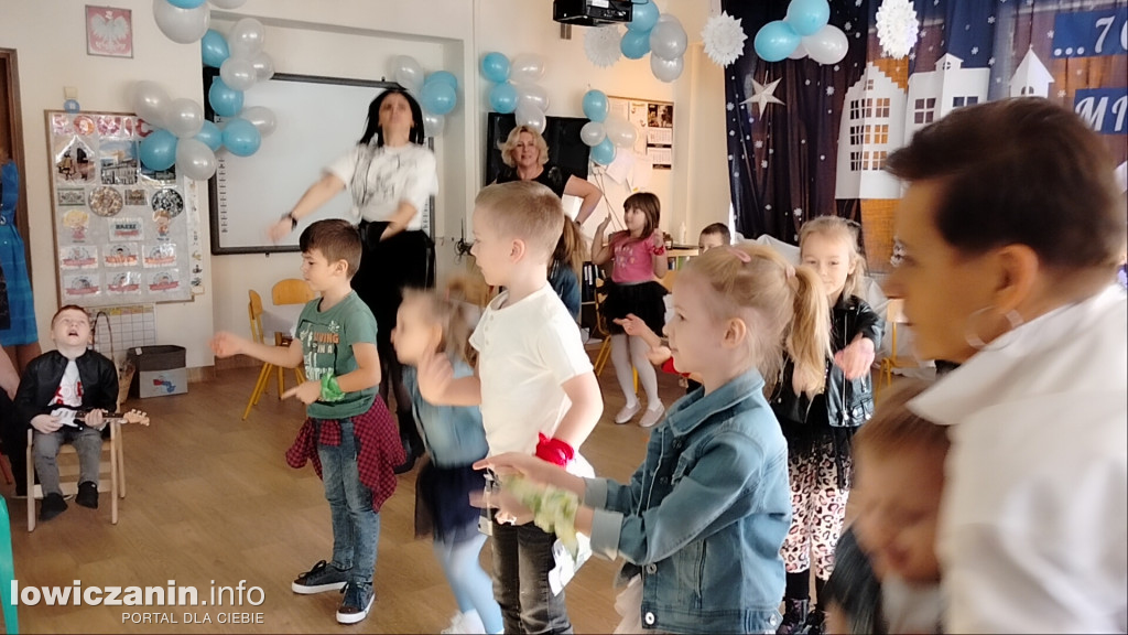 Świętowanie w przedszkolu Jaś i Małgosia w Łowiczu