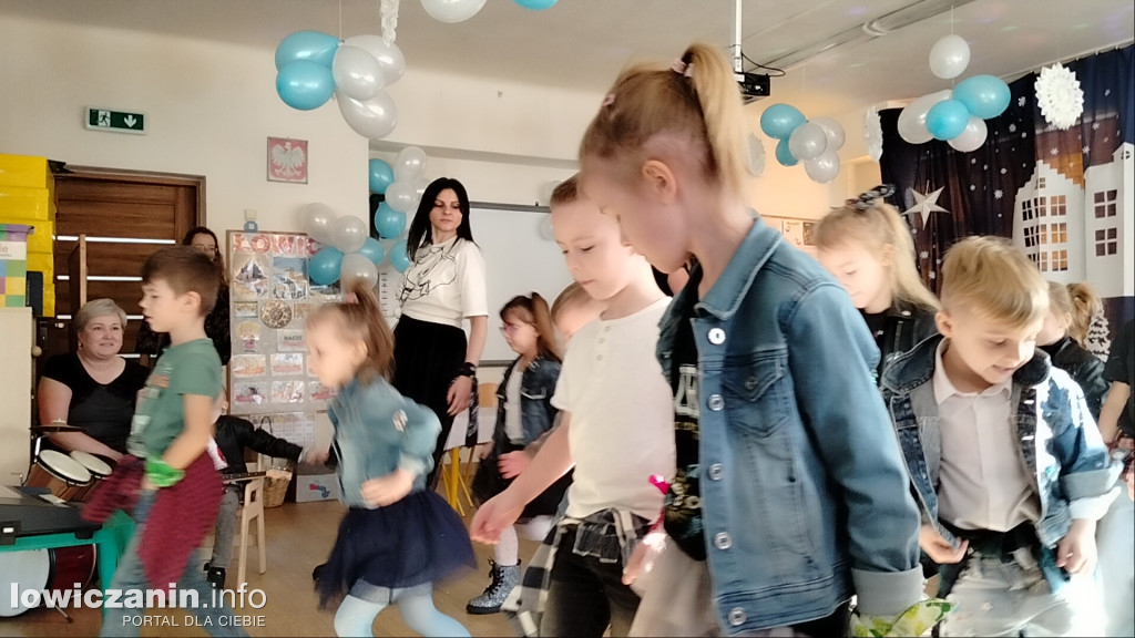 Świętowanie w przedszkolu Jaś i Małgosia w Łowiczu