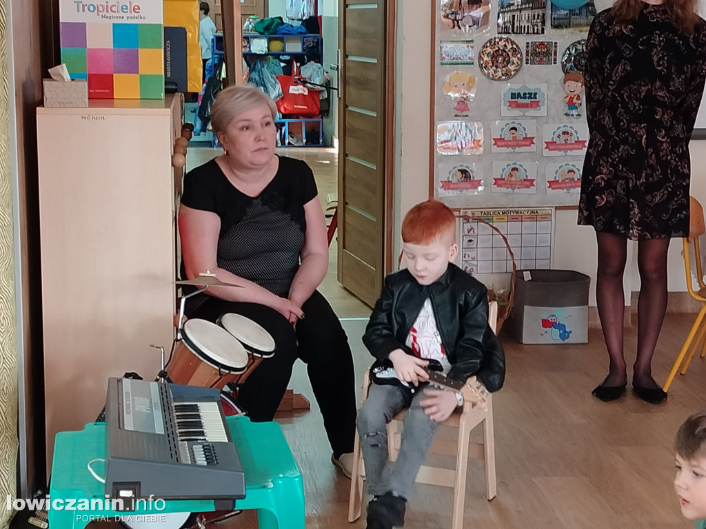 Świętowanie w przedszkolu Jaś i Małgosia w Łowiczu