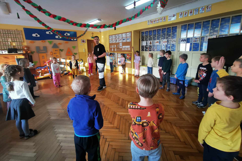  Warsztaty breakdance w Przedszkolu Pszczółka Maja