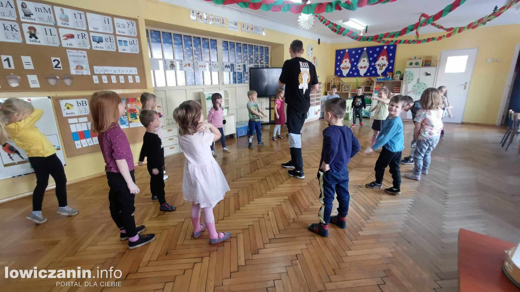 Warsztaty breakdance w Przedszkolu Pszczółka Maja