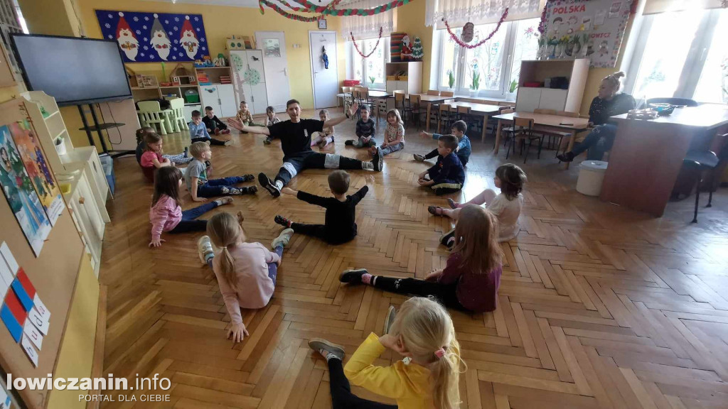  Warsztaty breakdance w Przedszkolu Pszczółka Maja