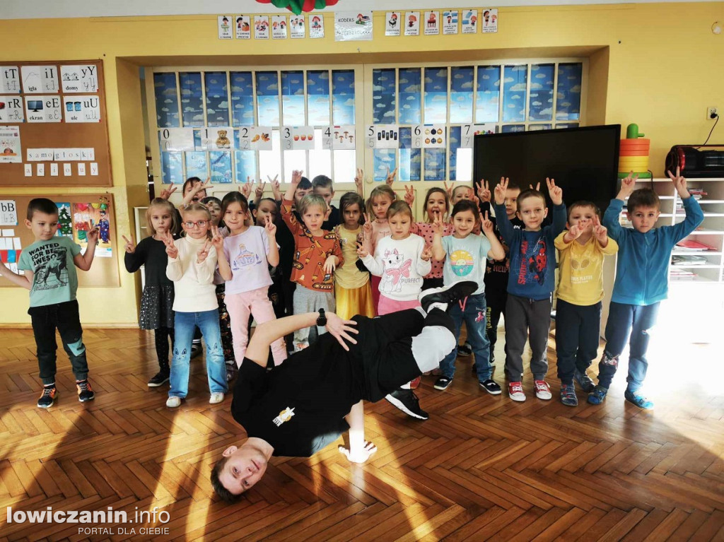  Warsztaty breakdance w Przedszkolu Pszczółka Maja