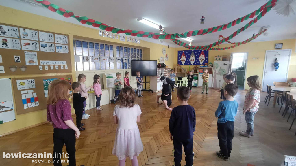  Warsztaty breakdance w Przedszkolu Pszczółka Maja