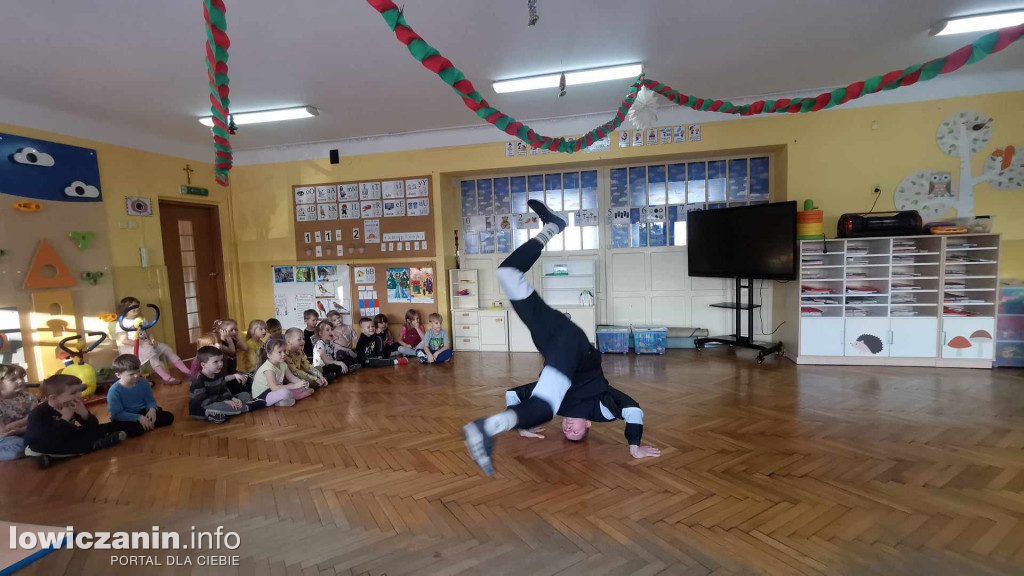  Warsztaty breakdance w Przedszkolu Pszczółka Maja