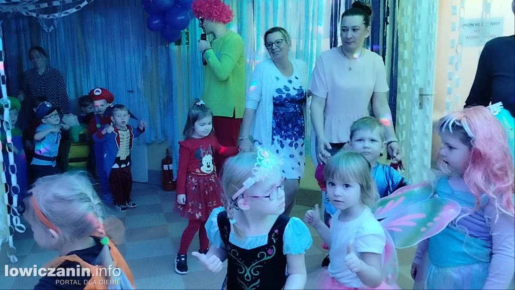 Karnawałowa zabawa w przedszkolu „Pod Świerkami