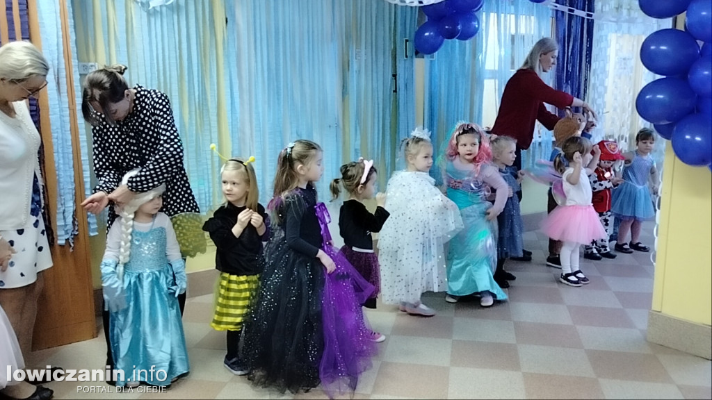 Karnawałowa zabawa w przedszkolu „Pod Świerkami