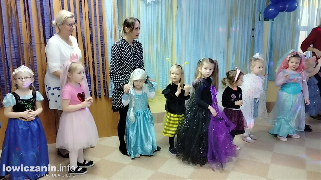 Karnawałowa zabawa w przedszkolu „Pod Świerkami