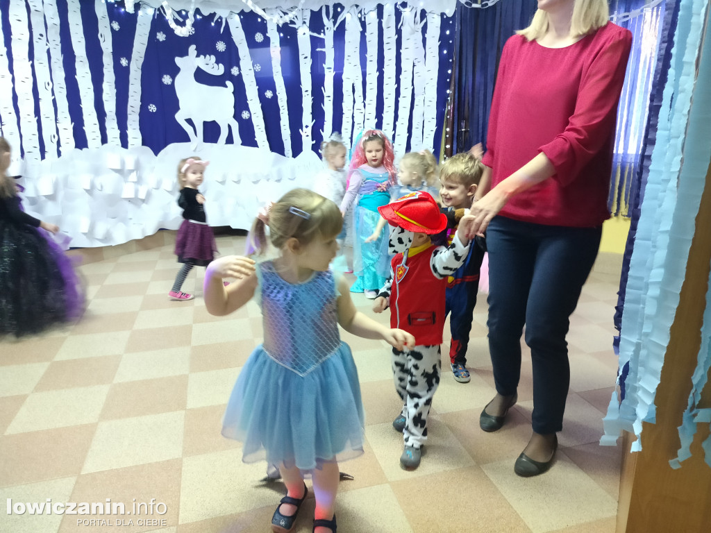 Karnawałowa zabawa w przedszkolu „Pod Świerkami