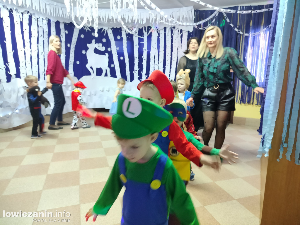 Karnawałowa zabawa w przedszkolu „Pod Świerkami