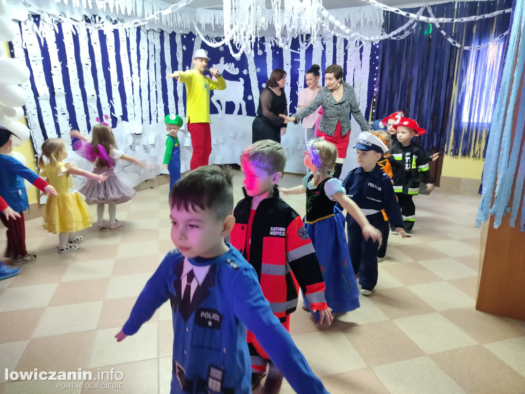 Karnawałowa zabawa w przedszkolu „Pod Świerkami