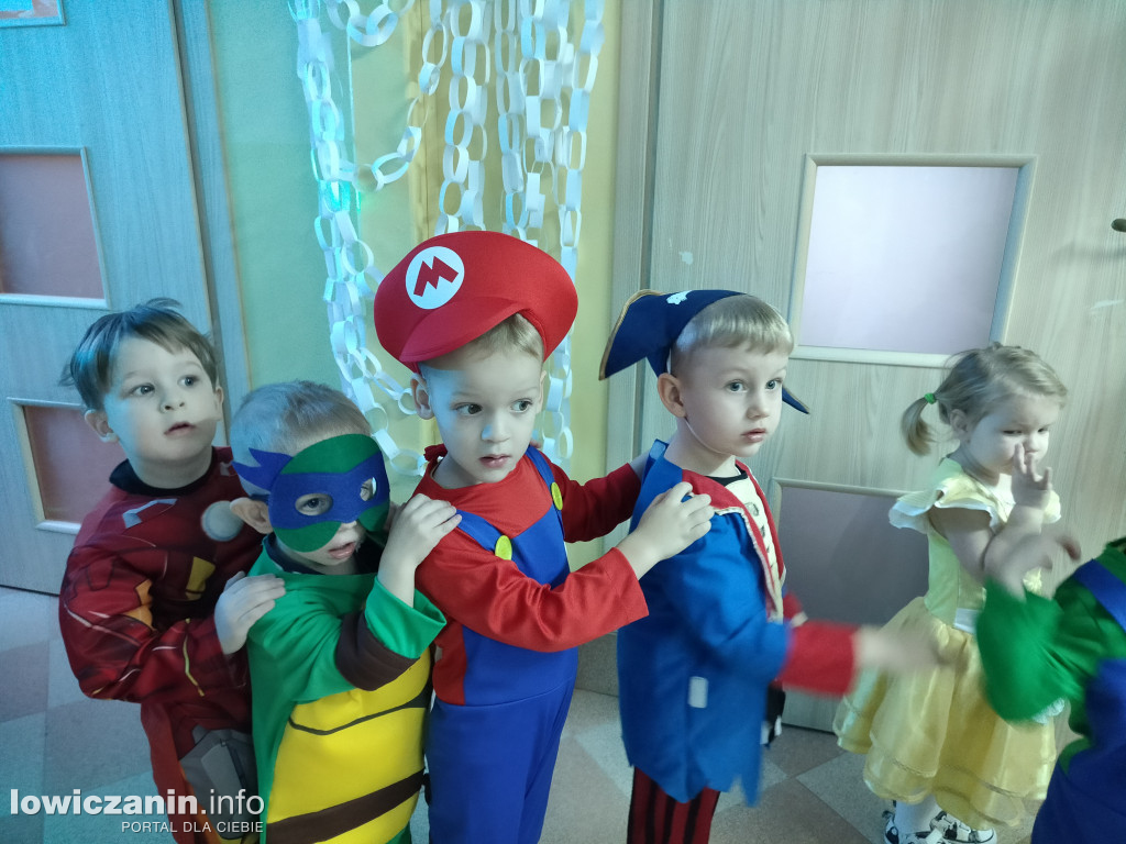 Karnawałowa zabawa w przedszkolu „Pod Świerkami