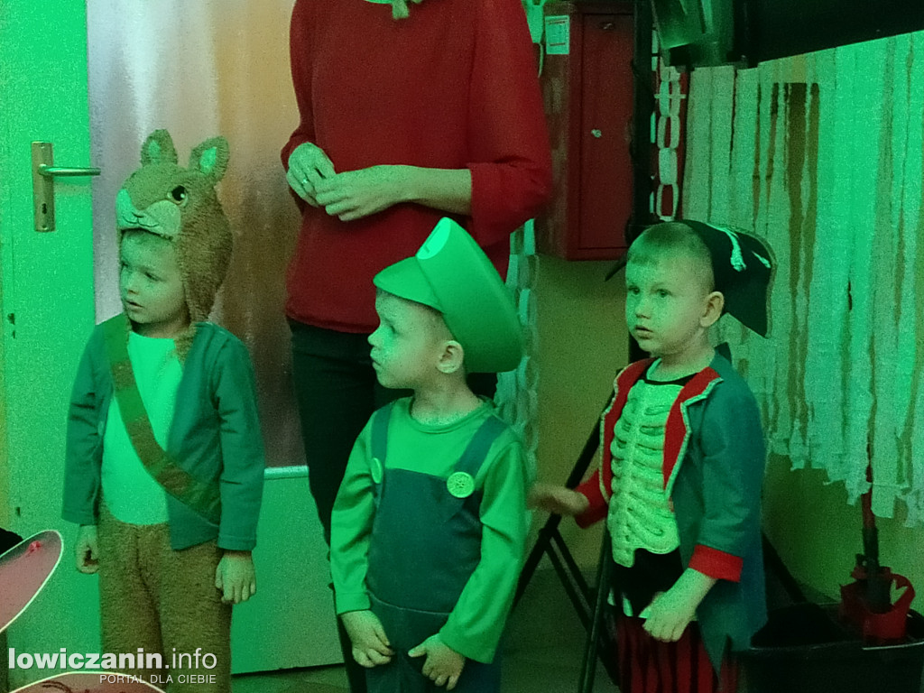 Karnawałowa zabawa w przedszkolu „Pod Świerkami