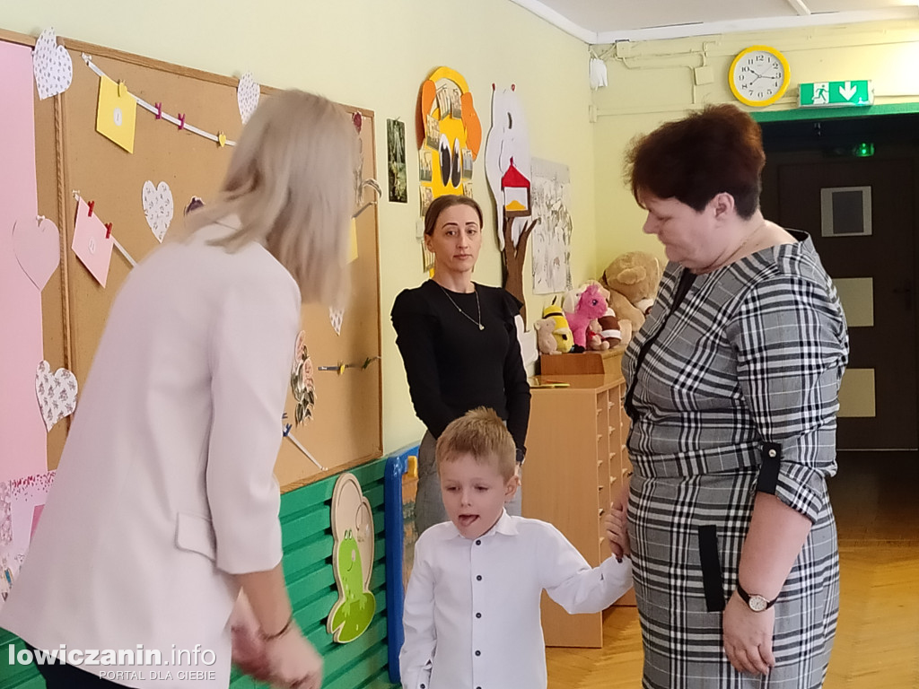 Łowicz. Dzień Babci i Dziadka w przedszkolu „Pod Świerkami”