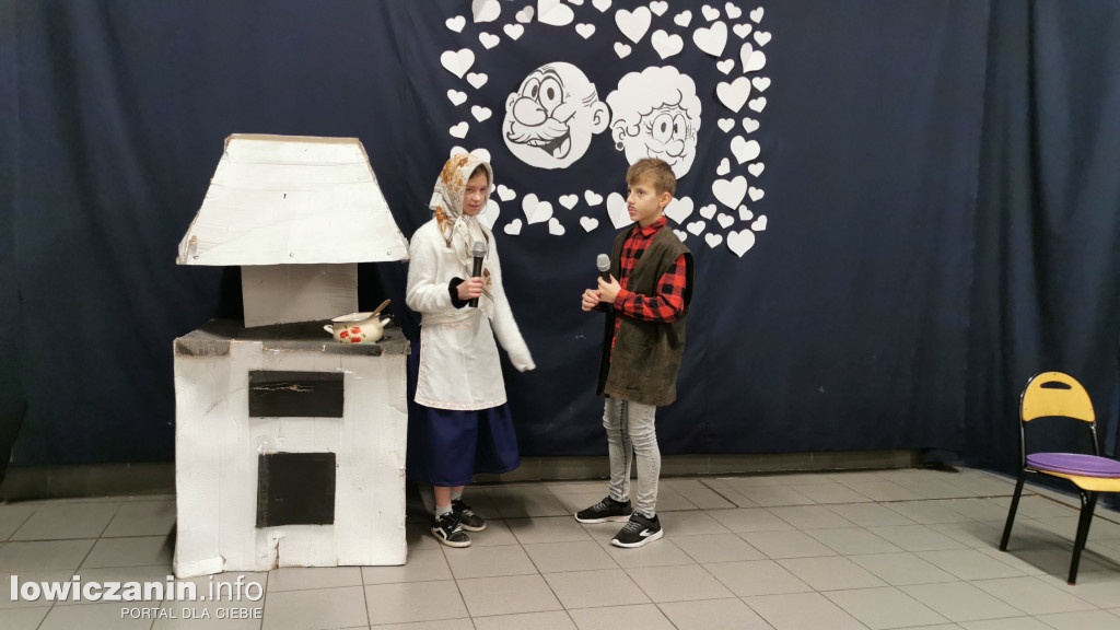 Dzień Babci i Dziadka w szkole w Łaguszewie