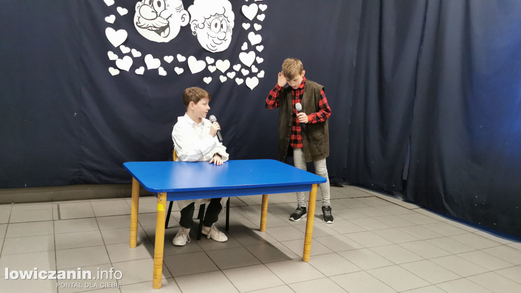Dzień Babci i Dziadka w szkole w Łaguszewie