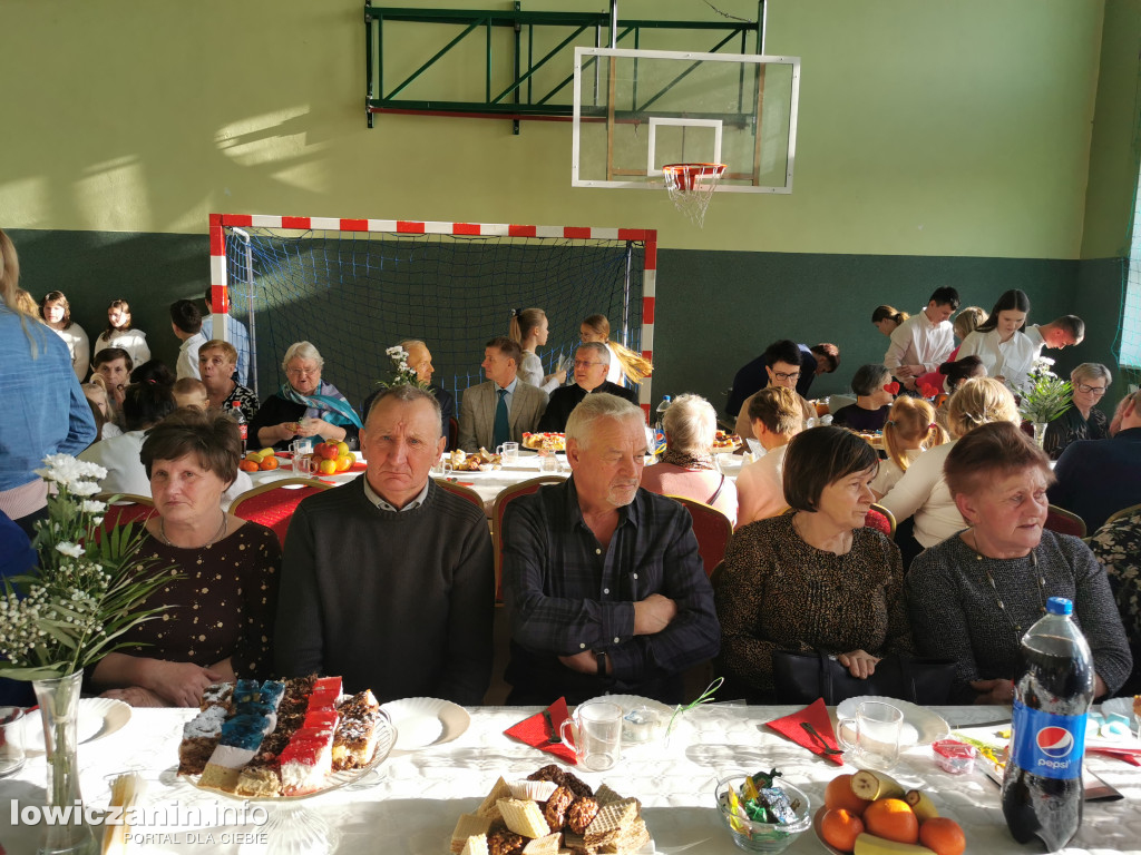 Dzień Babci i Dziadka w szkole w Łaguszewie
