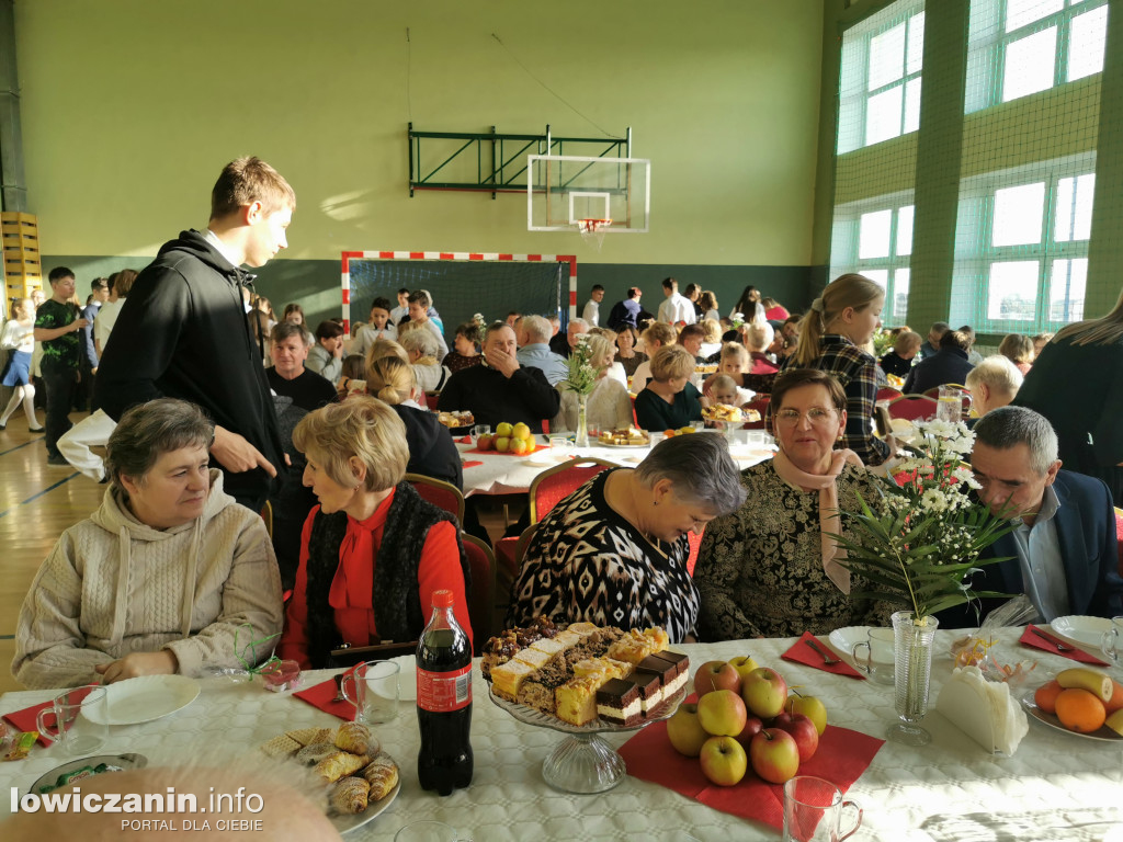Dzień Babci i Dziadka w szkole w Łaguszewie