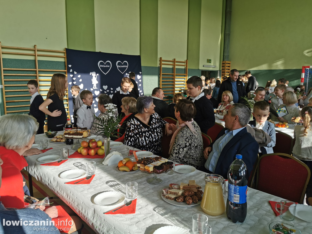 Dzień Babci i Dziadka w szkole w Łaguszewie