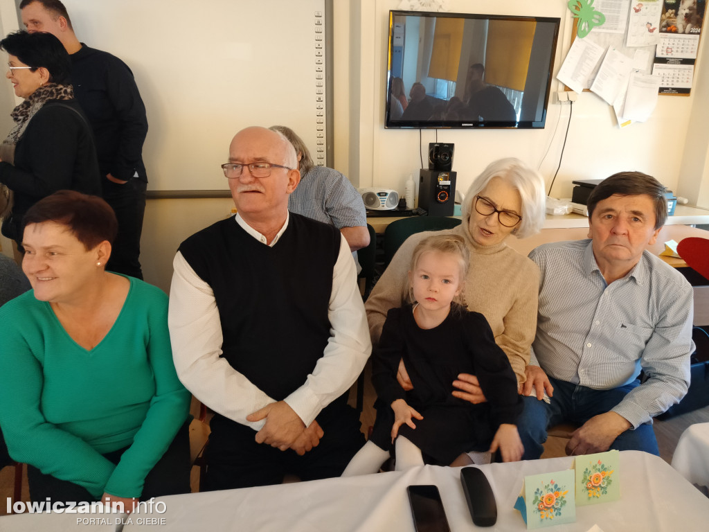 Łowicz. Dzień Babci i Dziadka w przedszkolu Jaś i Małgosia